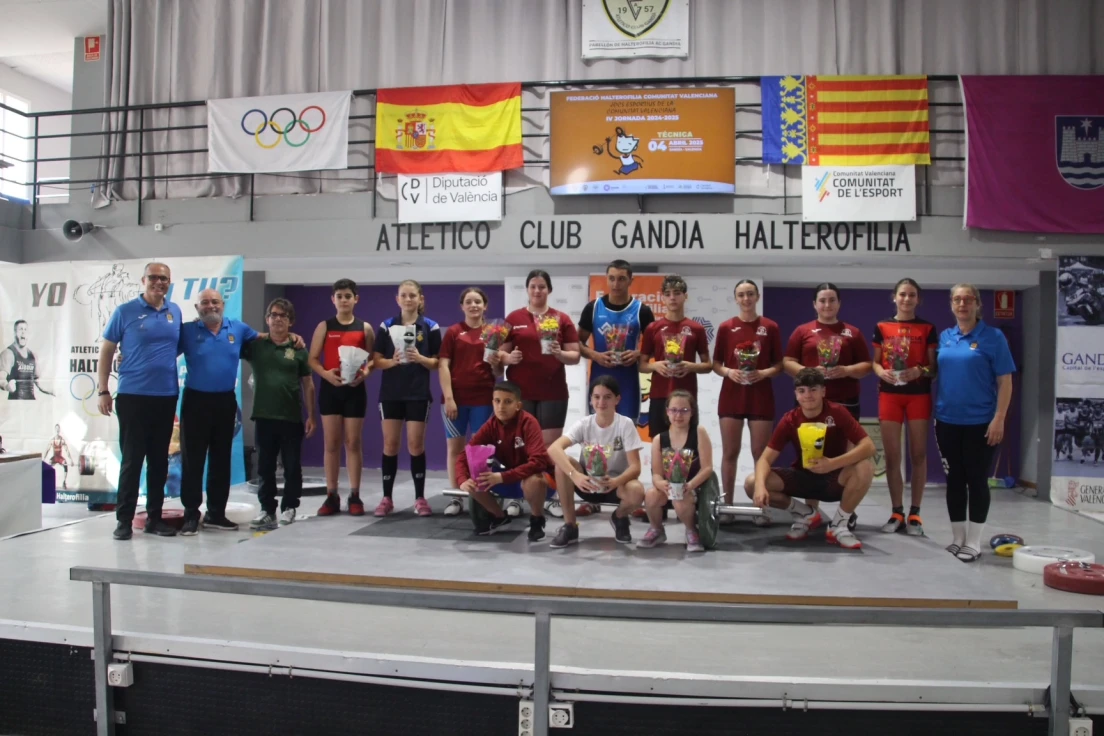Gandia acoge con éxito una nueva jornada de los Jocs Esportius de Halterofilia