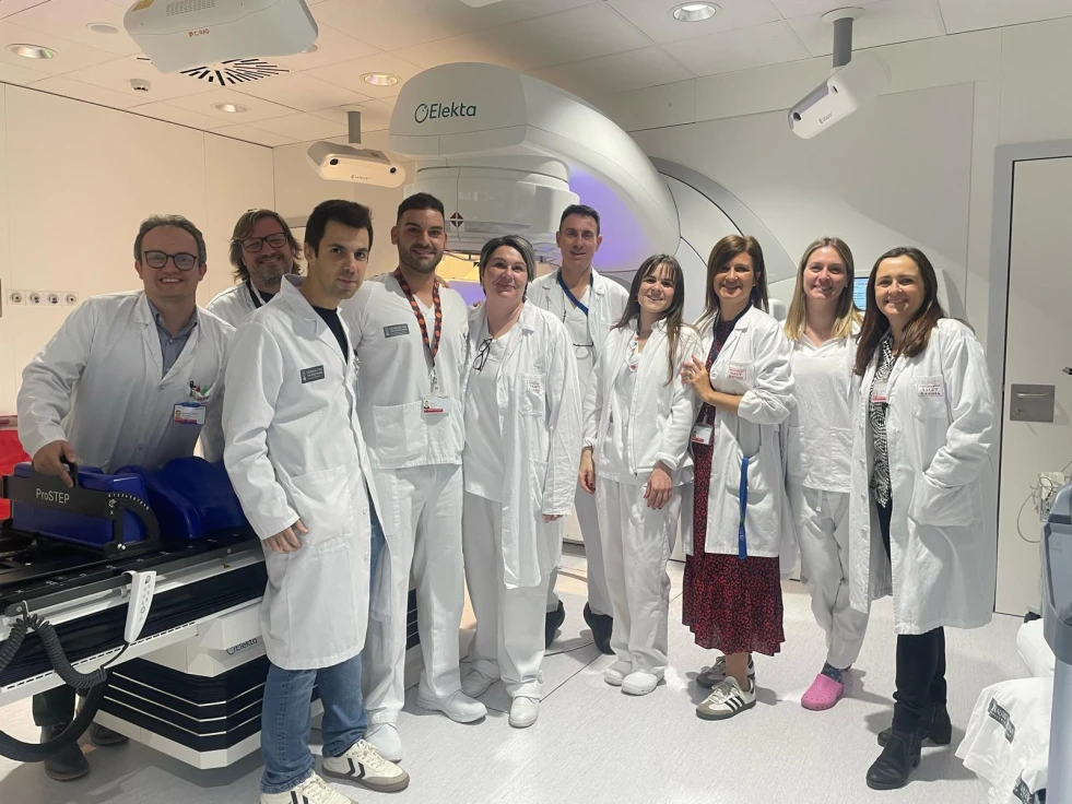 El servicio de oncología radioterápica del Hospital de Gandia atiende a 500 pacientes en su primer año de actividad