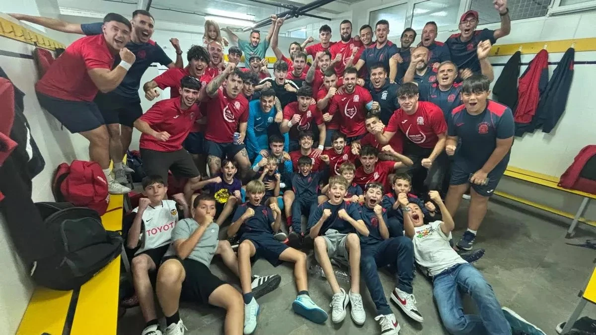 El Villalonga CF asciende a segunda FFCV como campeón de liga