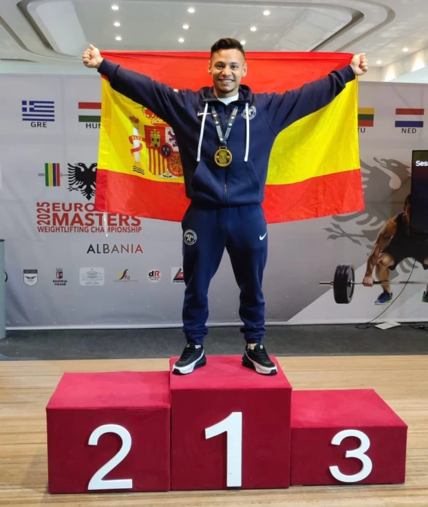 Michael Otero se proclama campeón de Europa en Albania con el AC Gandia de Halterofilia
