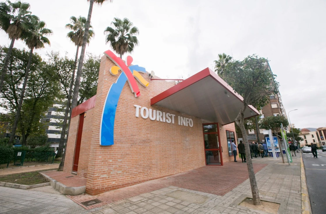 La Oficina de Turismo de Gandia renueva su certificación de calidad turística