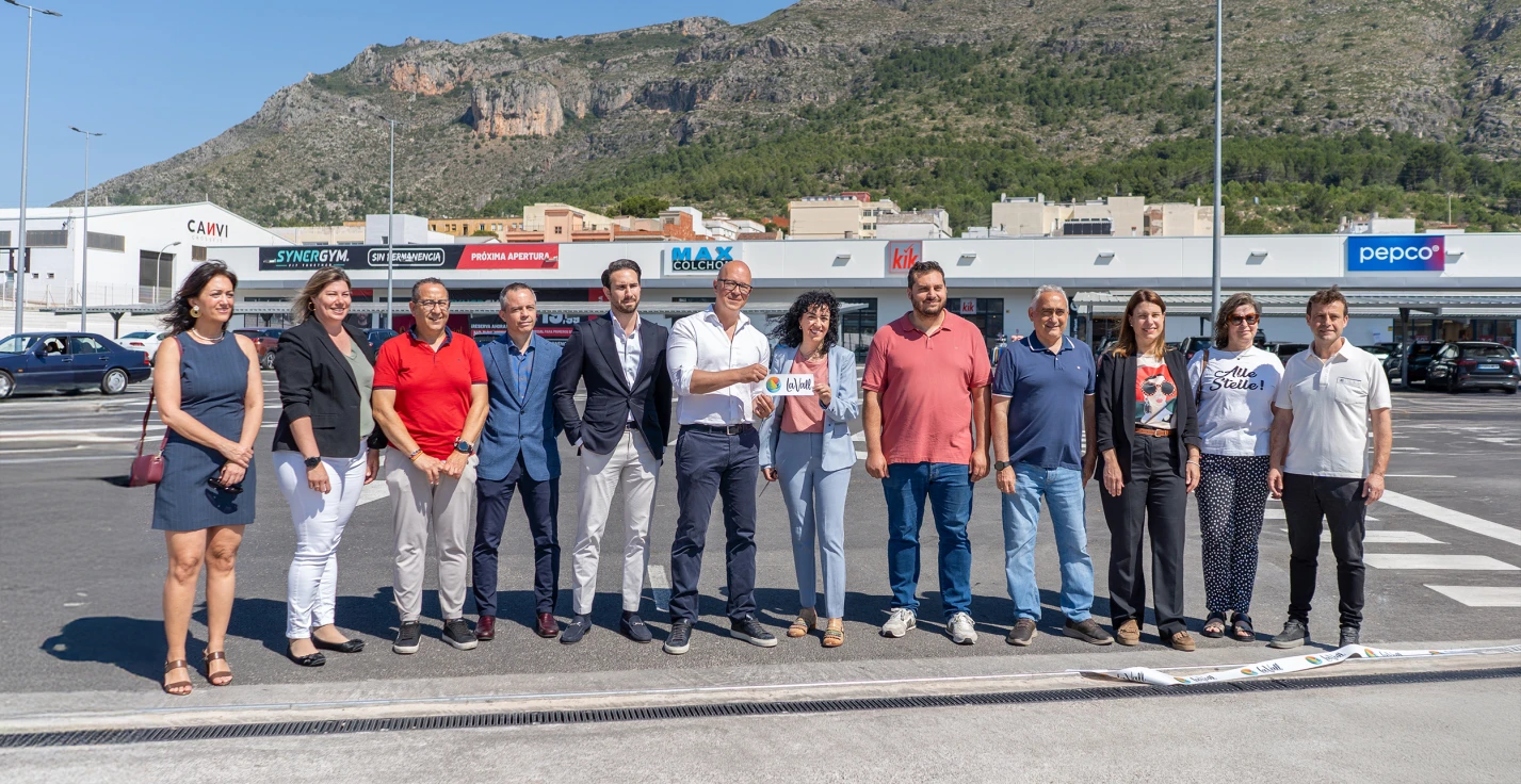La Vall Parc celebra su inauguración oficial en Tavernes con gran éxito de afluencia y parque comercial de referencia