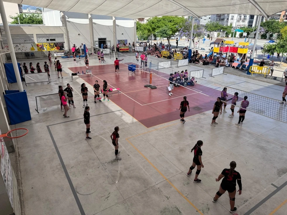 El Club de voleibol Arenas de Gandia consolida su torneo anual de vóley pista como uno de los más exitosos de la temporada en la Comunidad Valenciana