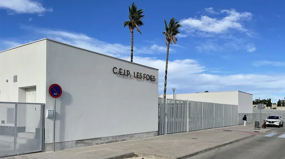 Docentes del CEIP Les Foies de Gandia reciben formación para mejorar la atención al alumnado con autismo