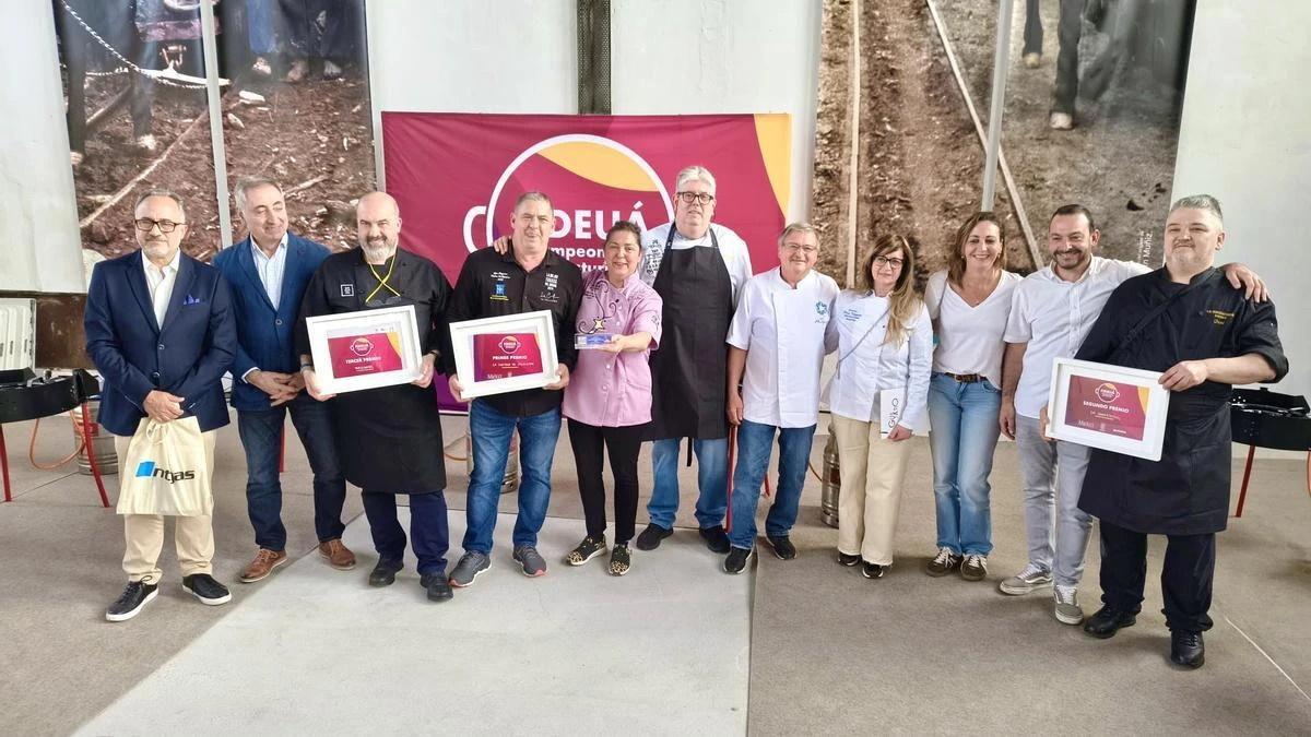 La mejor fideuá de Gandia en Asturias se hace en Avilés y competirá esta semana en el 50 Concurso Internacional