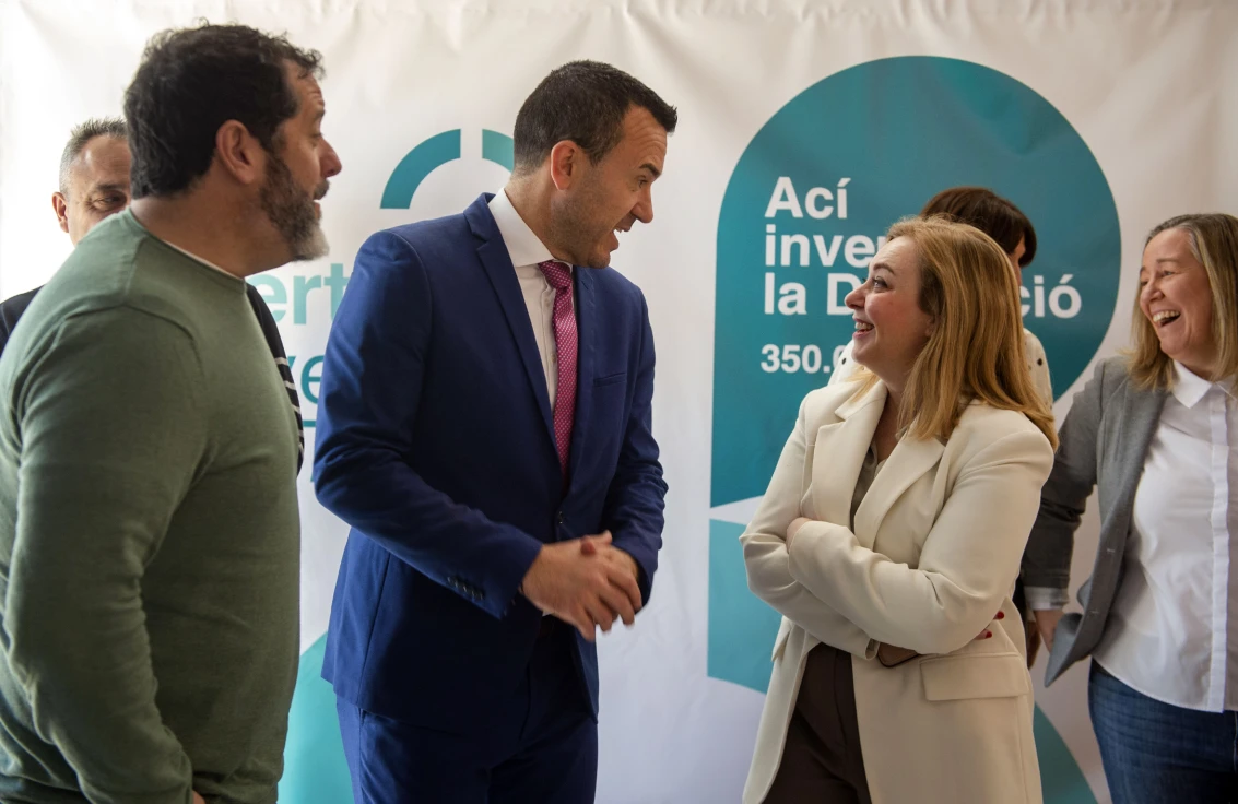 La Diputación financiará con medio millón de euros la reforma integral de la piscina de Simat de la Valldigna