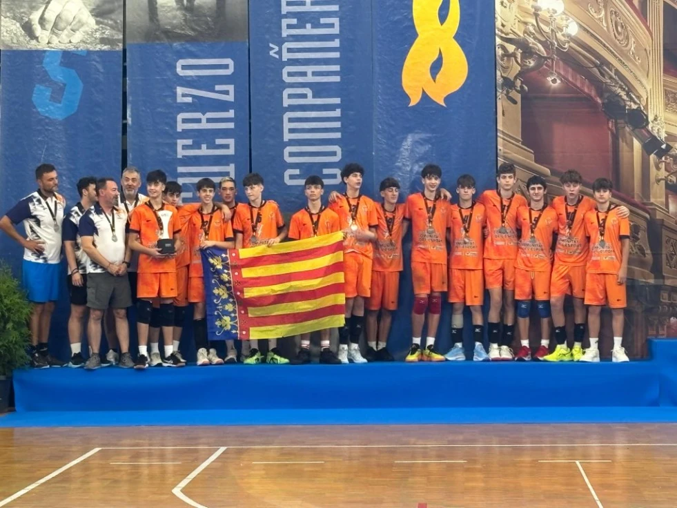 Tres jugadores del CV Gandia brillan en el Campeonato de España con la Selección Valenciana