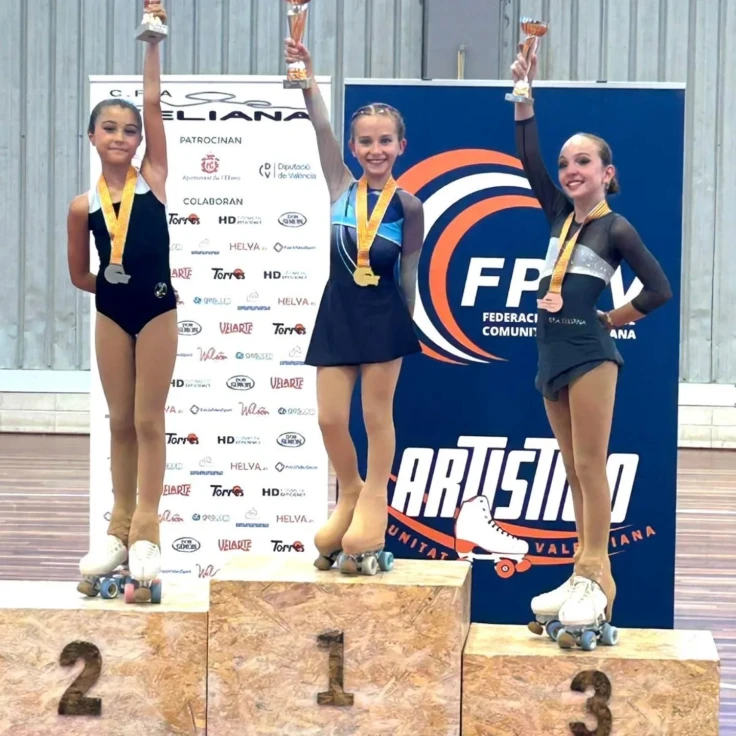 Gala Peris Grau brilla en L’Eliana y se proclama subcampeona regional en patinaje artístico