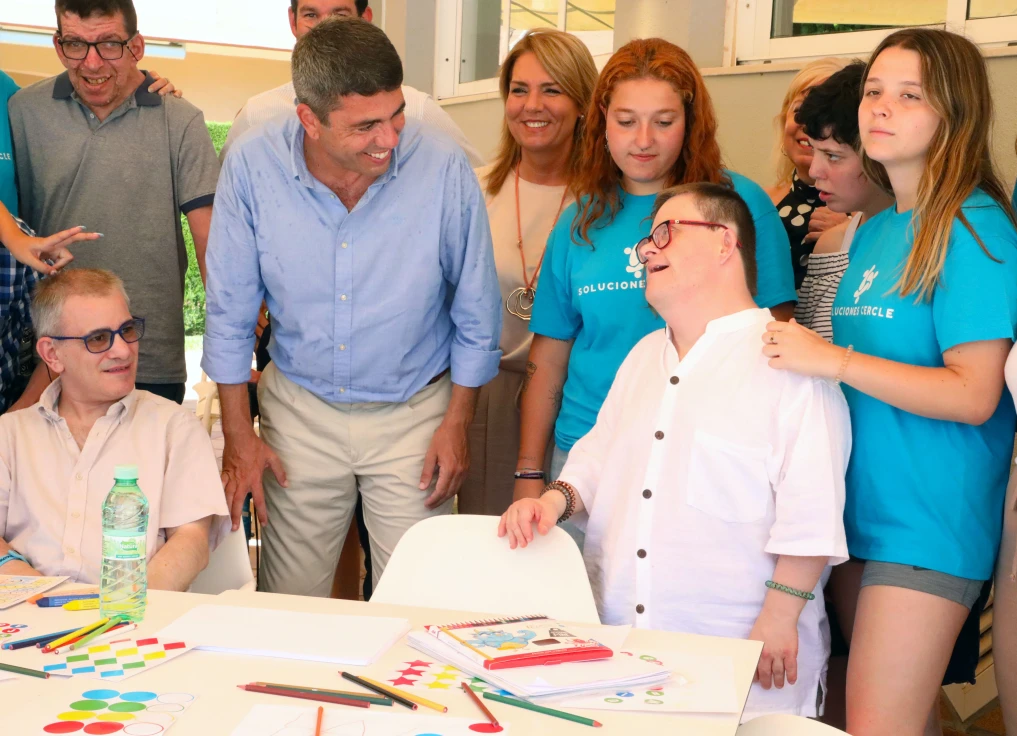 Mazón: “Invertimos más de 1’2 millones de euros para el programa Estancias Vacacionales dirigido a personas con discapacidad intelectual”