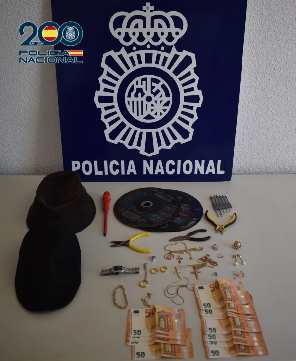 Detenidos dos miembros de una banda criminal por robos con fuerza en domicilios de Gandia