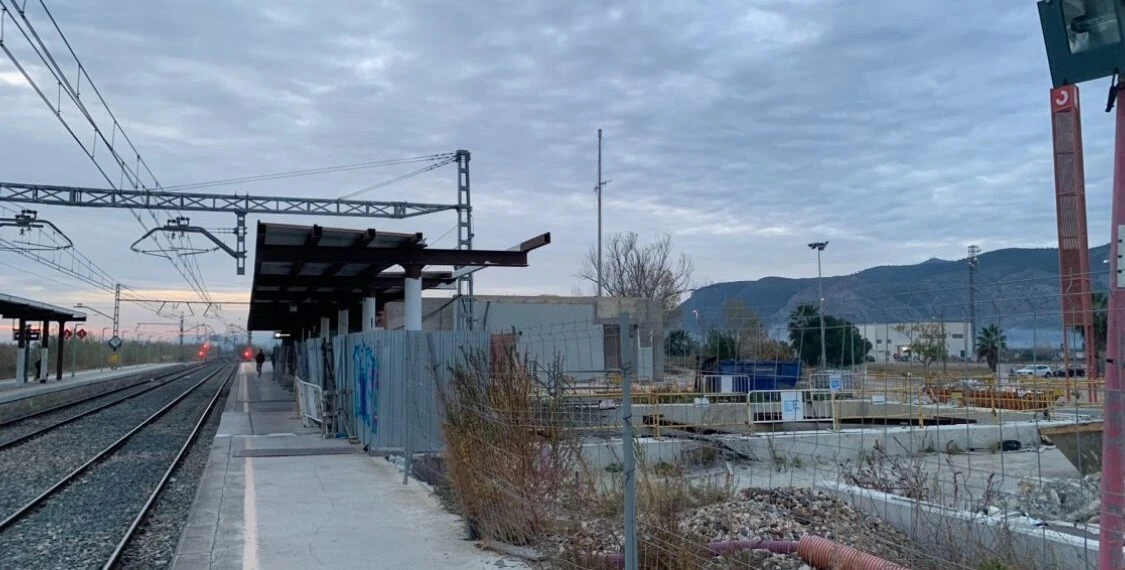 Renfe licita las obras de renovación integral de la estación de Tavernes de la Valldigna