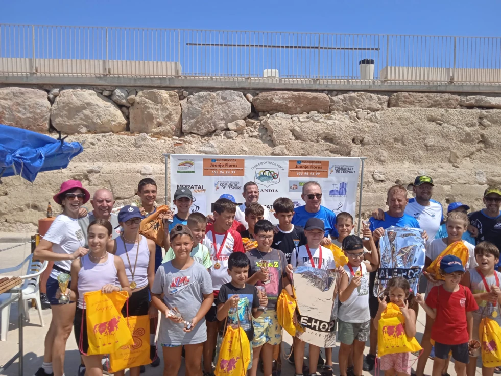 Carlos Oltra, Ainhoa Abad y Daniel Hernández ganan el Primer Especial de Pesca en Gandia