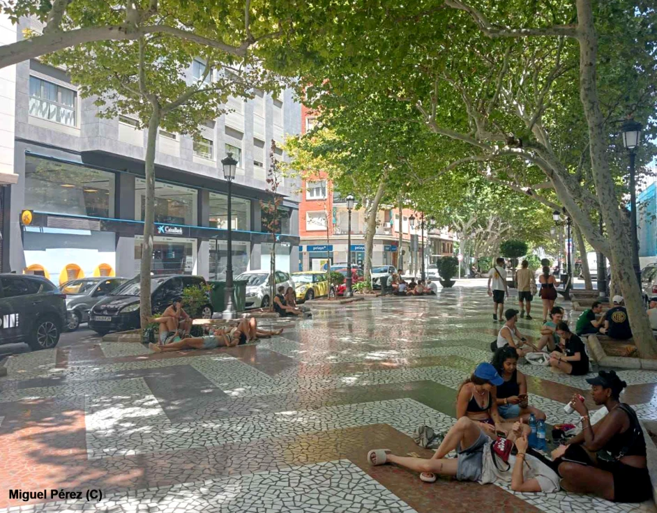 Gandia abre gratuitamente las piscinas de Beniopa y Roís de Corella ante la ola de calor