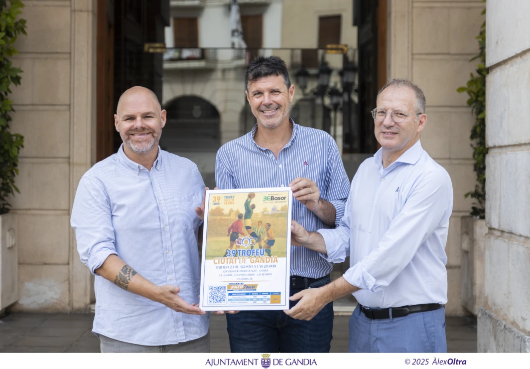 La XXXIX edición del ‘Trofeo Ciudad de Gandia’ se celebra este sábado en el estadio Guillermo Olagüe