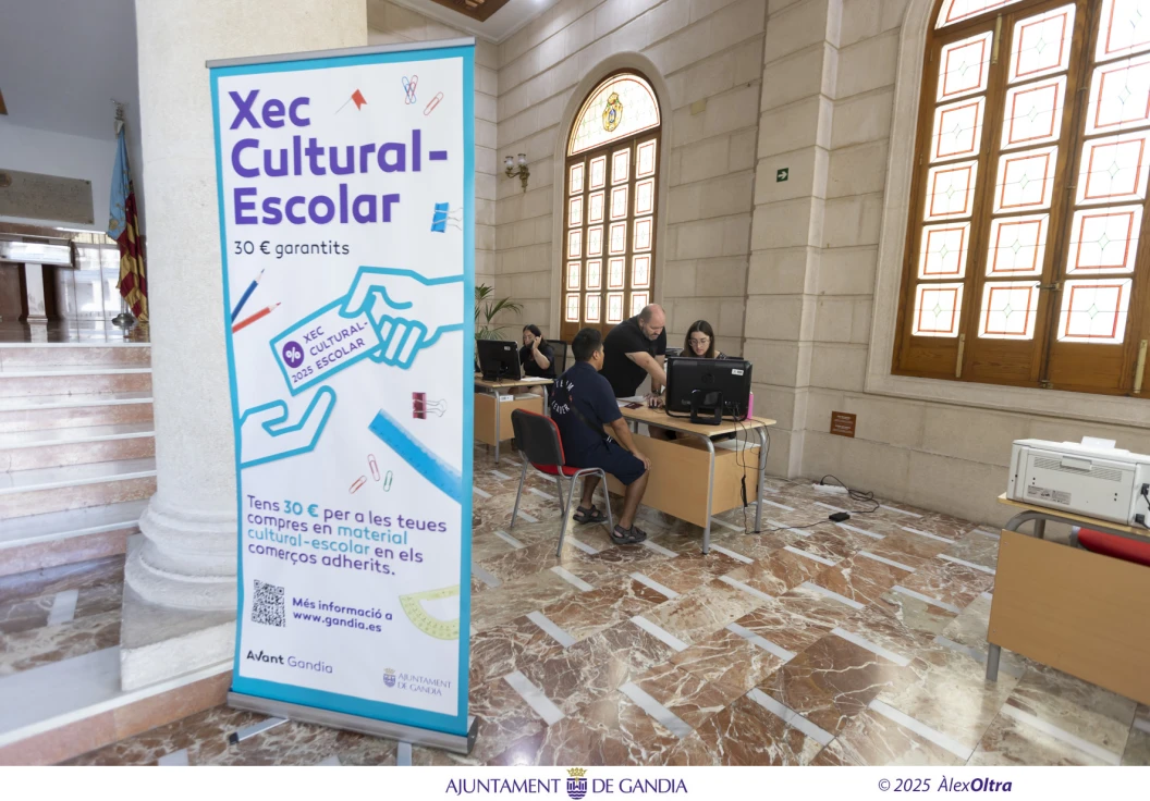 Gandia abre el plazo para solicitar el ‘Cheque Escolar’ que ayudará a las familias en los gastos del inicio de curso