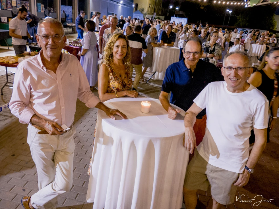 Éxito rotundo de la VI Gala Gastronómica Solidaria de Cáritas Gandia con una recaudación de 10.180 euros