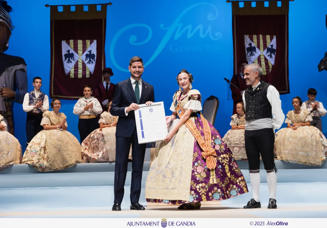 Triana Benavent Chover, presentada como Fallera Mayor infantil de Gandia 2026