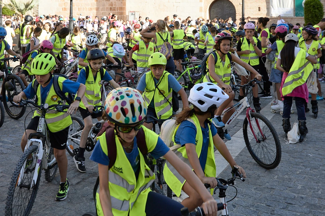 Primera jornada de la Semana Europea de la Movilidad en Gandia con éxito de participación de escolares