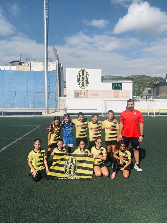 El Real de Gandia CF debuta con su nuevo equipo benjamín femenino