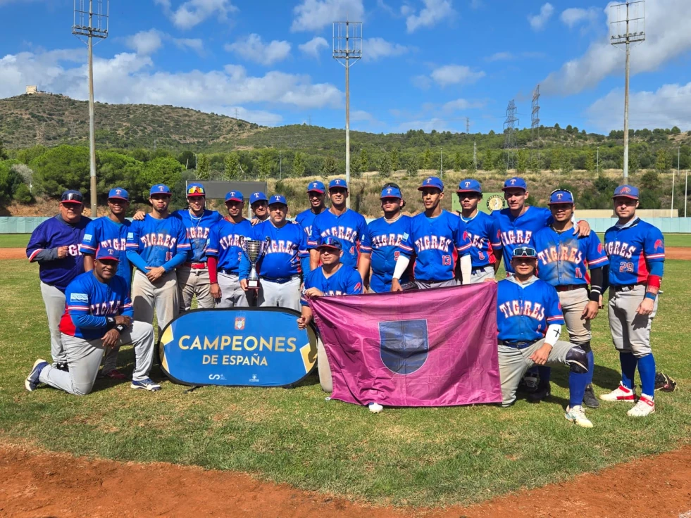 Los Tigres de Gandia conquistan el Nacional de Béisbol y ascienden a División de Honor