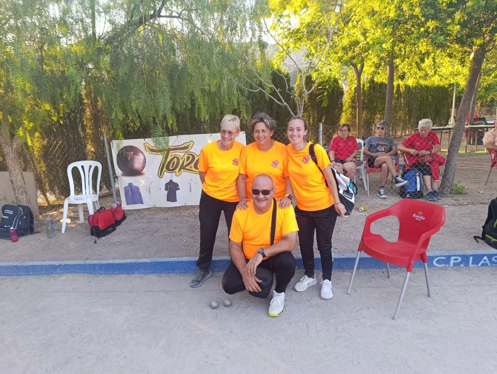 Elena González, subcampeona en el Torneo 12h de Petanca de Elda
