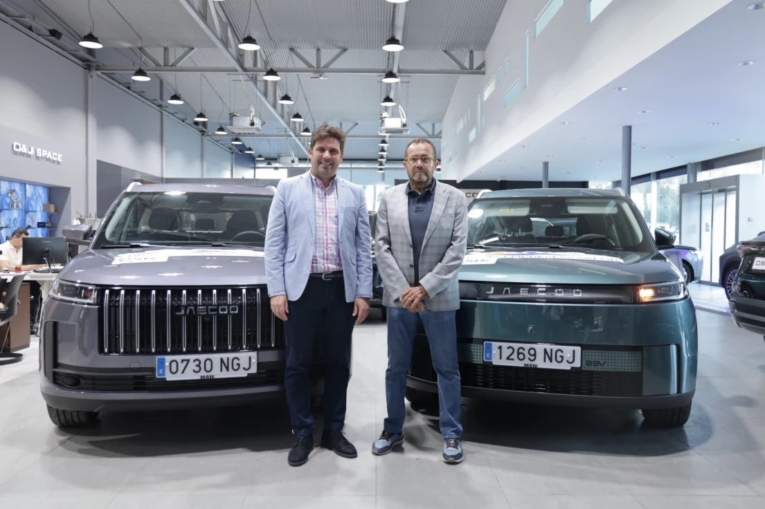 Moll Motor cede los vehículos oficiales de la Cursa de les Empreses de la Safor-ESIC de este domingo en Gandia