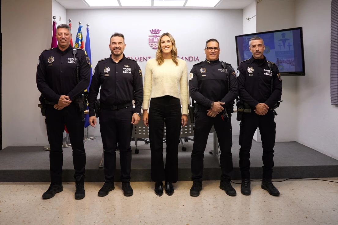 La Policía Local de Gandia recibe un segundo premio nacional por el programa 'Agente Tutor'
