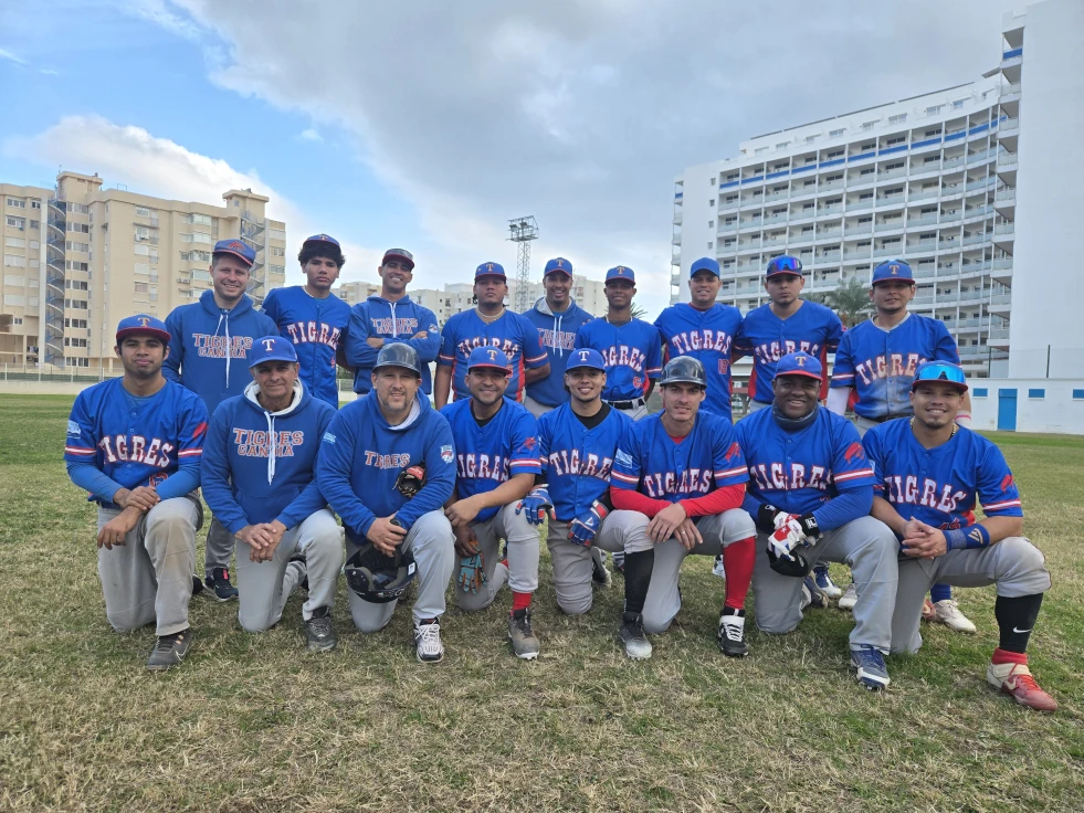 Póker de victorias de los Tigres de Gandia en el Autonómico de Béisbol