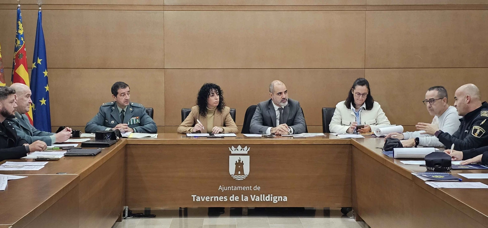 El Ayuntamiento de Tavernes refuerza los recursos policiales e intensifica la vigilancia con motivo de la Navidad