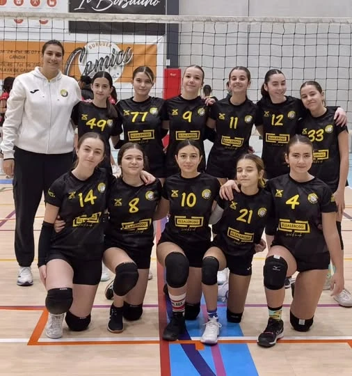 El CV Real de Gandia Bollo Natural Fruit da un golpe de autoridad en Alicante