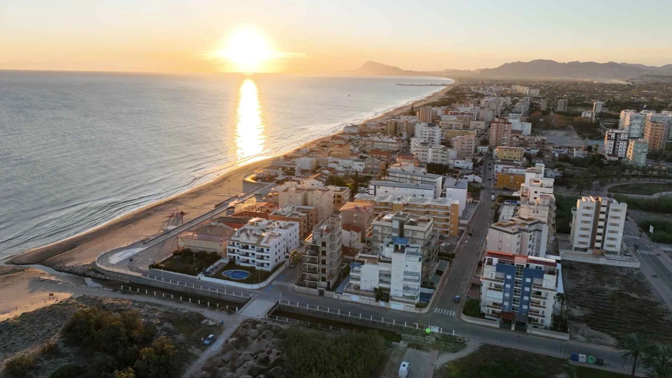 Piles se presenta en FITUR con un plan de promoción para consolidar la marca turística «Descubre Piles»