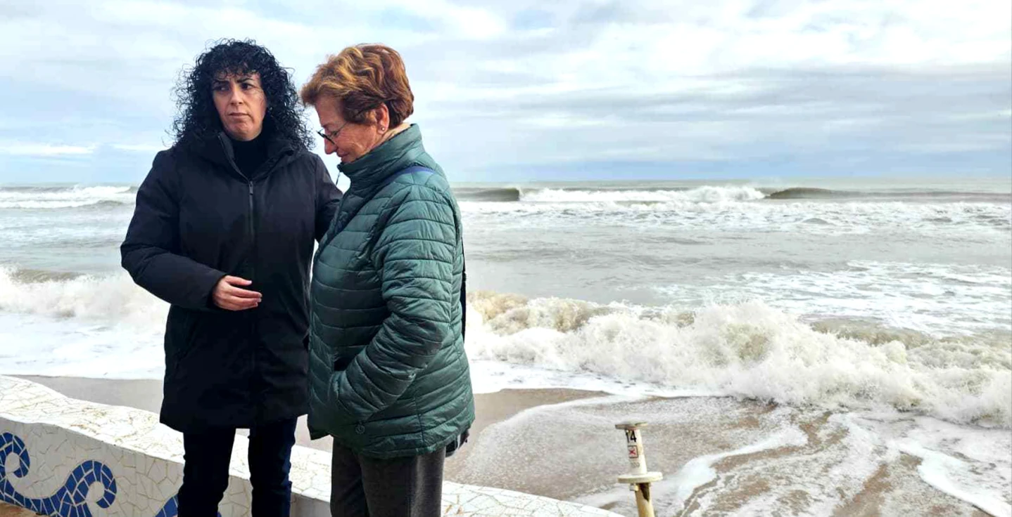 Tavernes exige actuaciones urgentes para la playa mientras pone a disposición de los vecinos afectados todos los recursos municipales