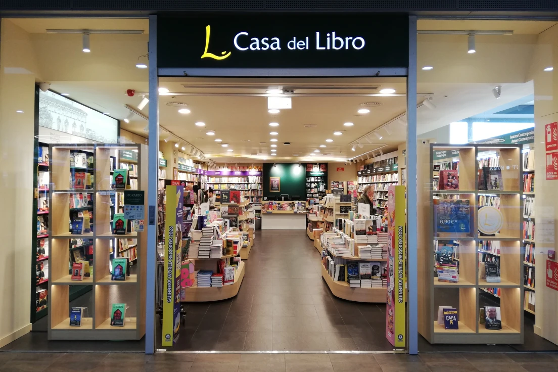 Casa del libro celebra 15 años como referente cultural en el Centro Comercial La Vital