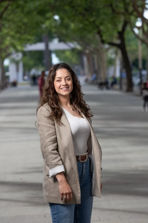 Proyecte Oliva expulsa a la concejala Maria Bertomeu por el caso de la alfalfa de los caballos y le pide su escaño