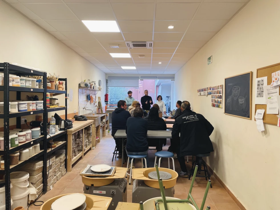 Potries impulsa la segunda edición del Taller de Ocupación de Cerámica