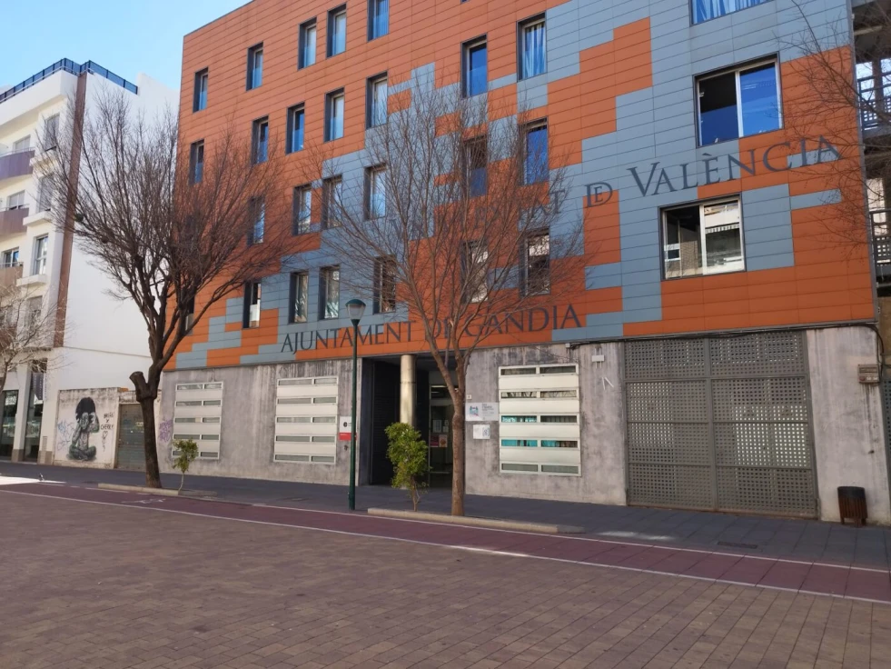 Gandia y la Universitat de València refuerzan su alianza para impulsar una oferta académica superior estable en la ciudad