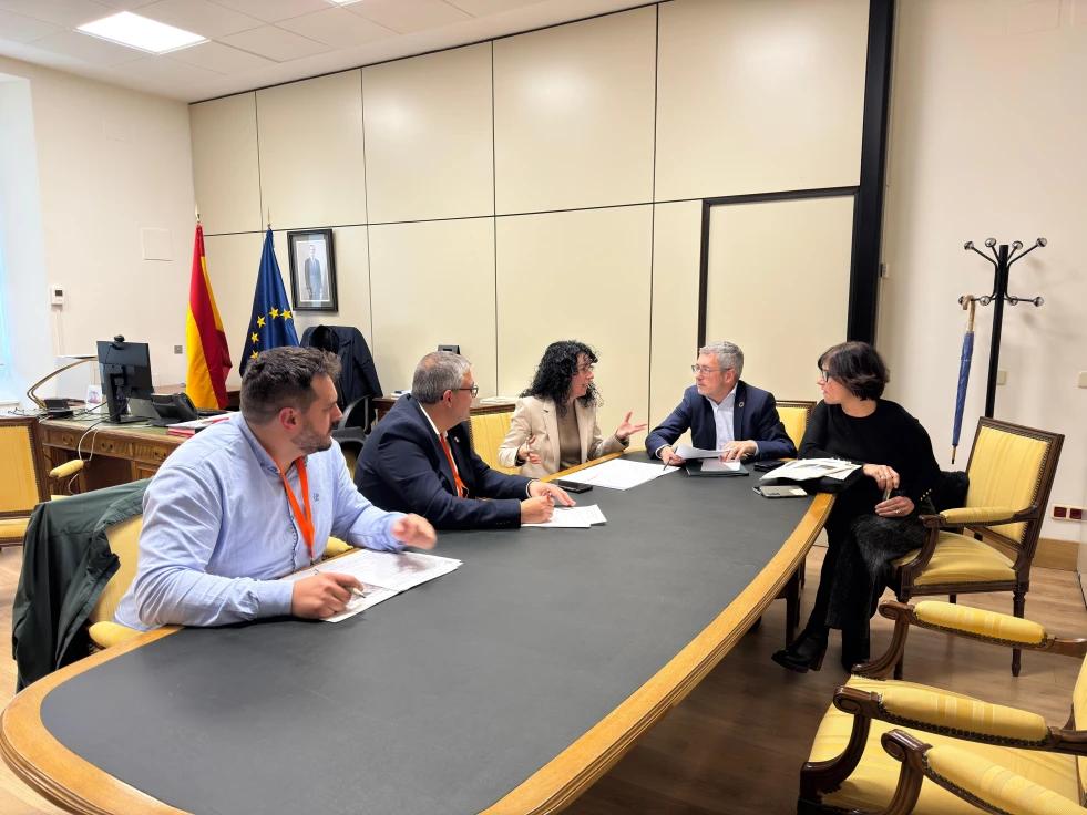 Tavernes exige al Ministerio la urgencia para actuar en las playas y la necesidad de ejecutar el proyecto de regeneración definitivo