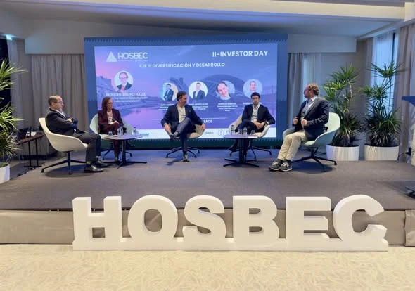 Tavernes participa en el ‘II Investor Day’ de Hosbec con una apuesta por un modelo turístico capaz de acoger una demanda creciendo
