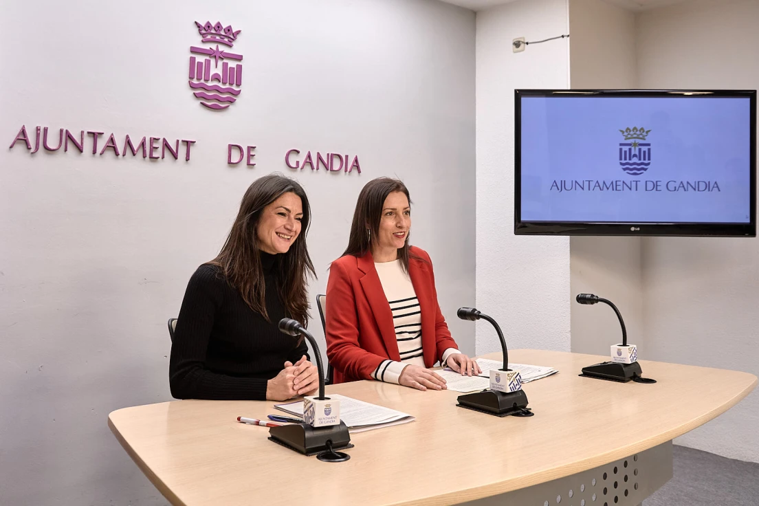 Premios del Concurso de Pancartas del 8-M en Gandia