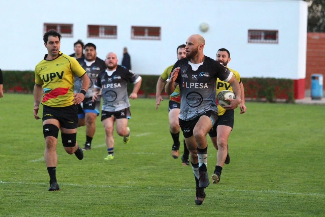 El CR Ínter Alpesa firma un doble triunfo y refuerza sus aspiraciones en los Play Off