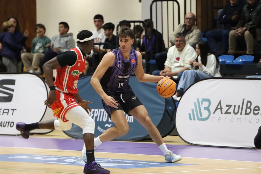 Proinbeni UPB Gandia logra una victoria clave y asegura plaza en el playoff