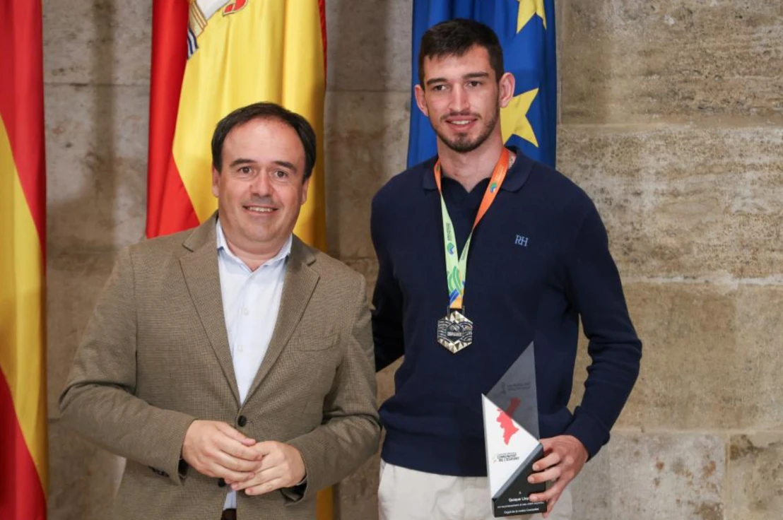 La Generalitat Valenciana homenajea a Quique Llopis tras su medalla mundial