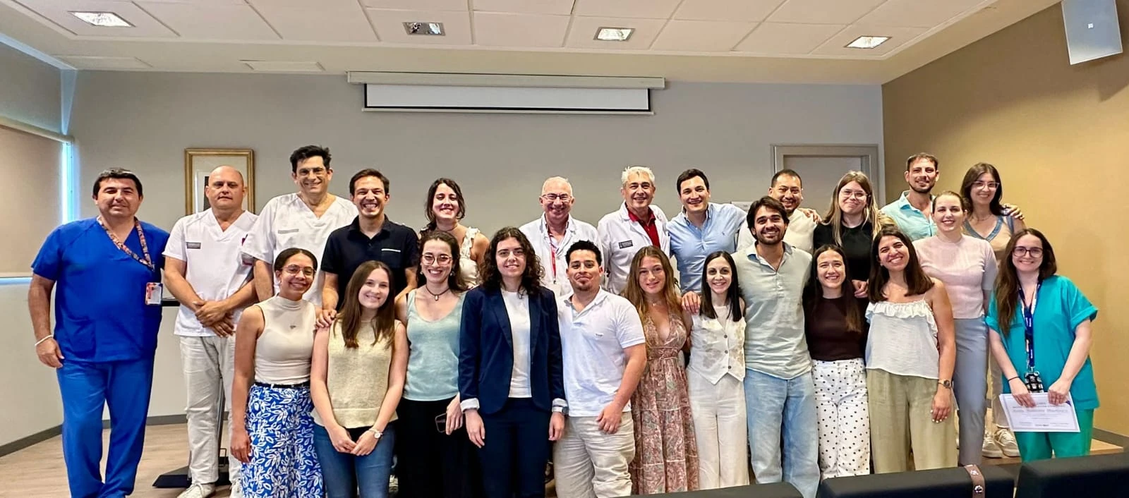 El Departamento de Salud de Gandia se despide de 25 nuevos especialistas MIR y EIR