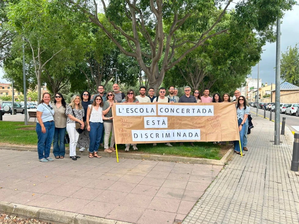 La Federación de Sindicatos Independientes de Enseñanza convoca paros parciales en la concertada por toda la Comunitat Valenciana