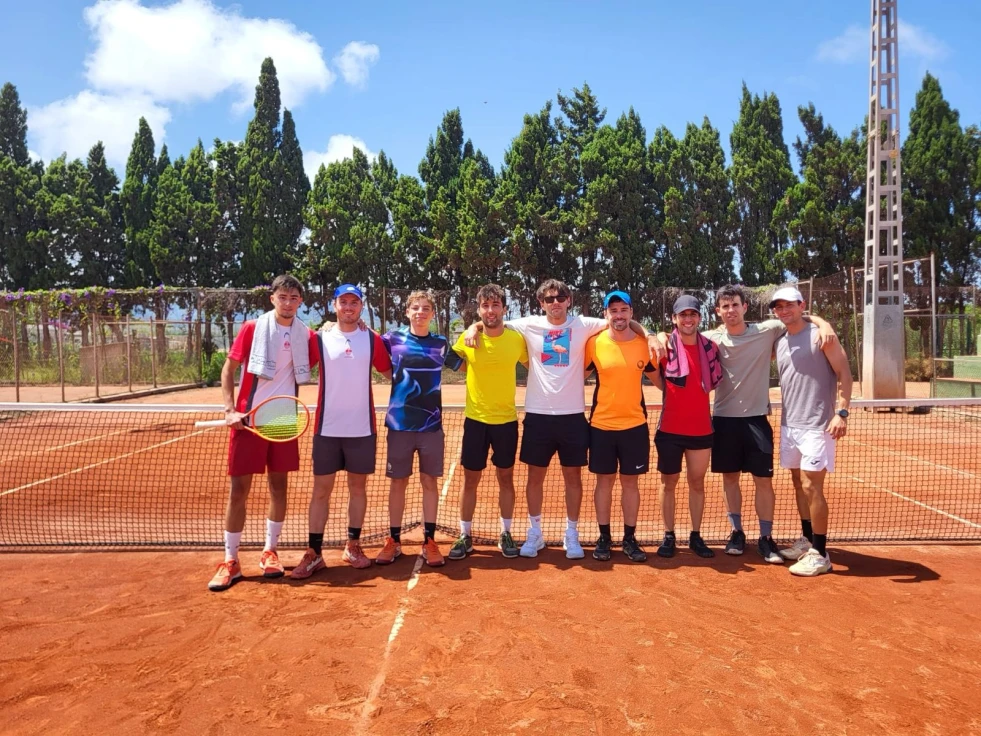 El Club de Tenis Bellreguard asegura la permanencia en Segunda División tras una emocionante victoria ante Llíria