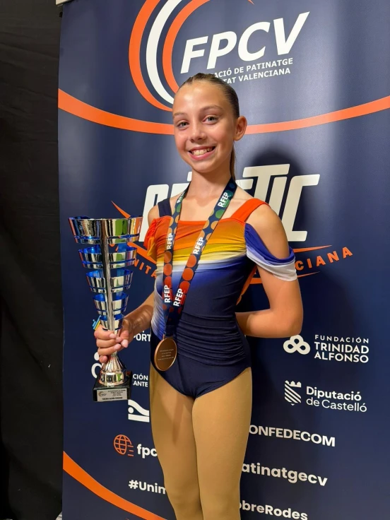 El Club Patinatge Daimús celebra un resultado histórico con el bronce nacional de Lía Vila