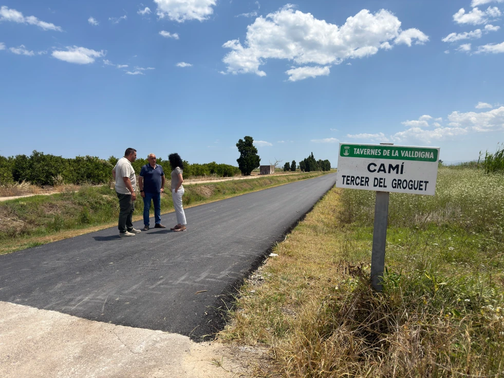 Tavernes mejora casi dos kilómetros de caminos rurales con nuevas obras de asfaltado