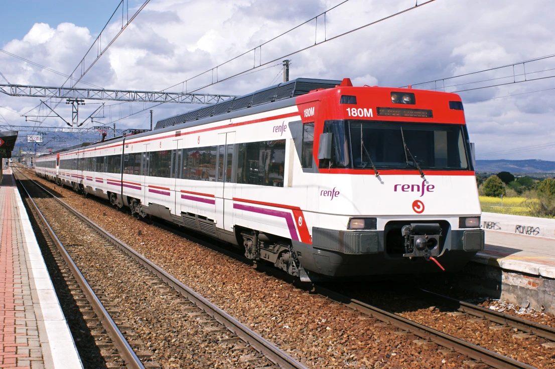 Corte ferroviario entre Gandia y Tavernes durante parte del fin de semana