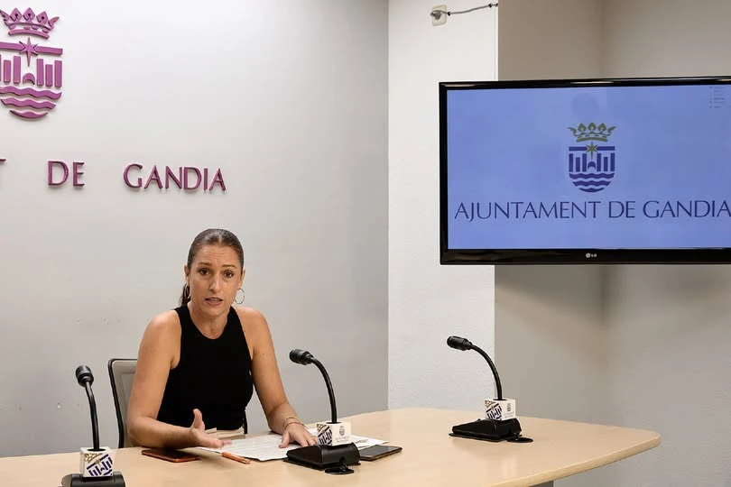 Compromís propone refrigerar los colegios de Gandia implantando una tasa turística de 50 céntimos
