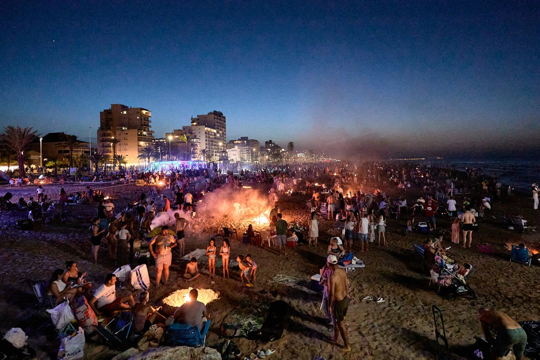 Gandia registra 38 sanciones durante la Noche de San Juan